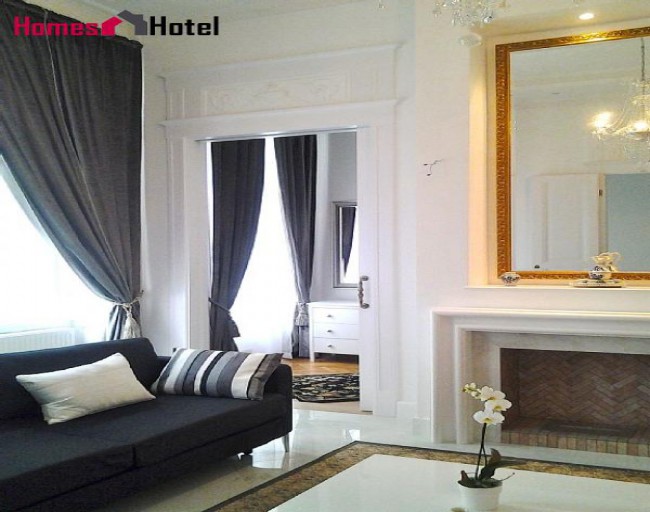 Brand New Ultra Luxurious Centrally Located 2 Bedroom apartment by the Basilica