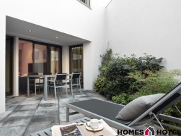 Apartment next to Sants Station  with private terrace 