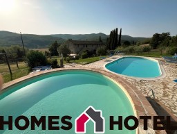 Apartments for 2, 4 or 6 people with garden and swimming pool 